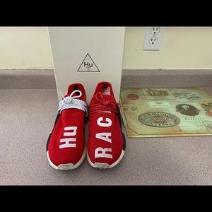 Pharrell x NMD human race ‘red’